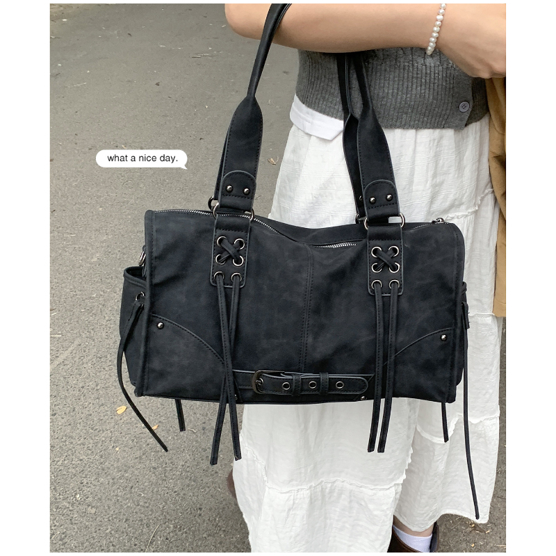 レトロな女性のオートバイハンドバッグブランドタッセルデザイン - Luxury Bags Vip のレビューと価格