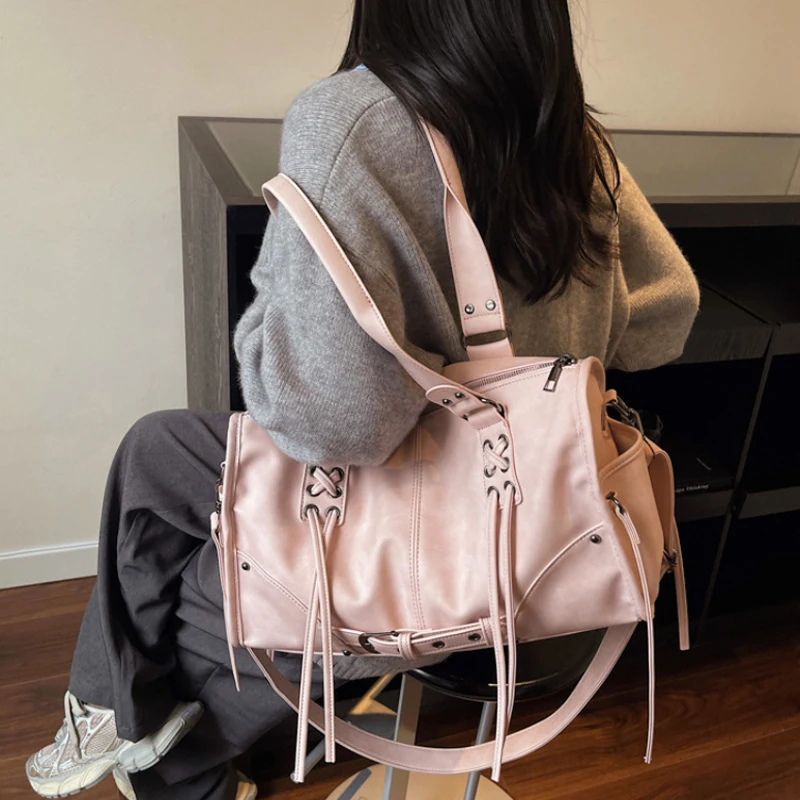 レトロな女性のオートバイハンドバッグブランドタッセルデザイン - Luxury Bags Vip のレビューと価格