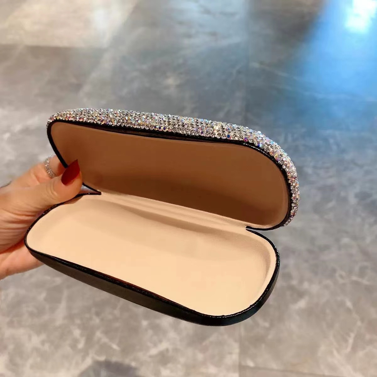 女性用サングラスケース,老眼鏡,近視用サングラスプロテクター - Luxury Bags List のレビューと価格
