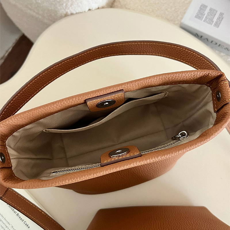 カスタム名高級牛革クロスボディバッグ女性のためのファッション - Luxury Ziploc Bags のレビューと価格