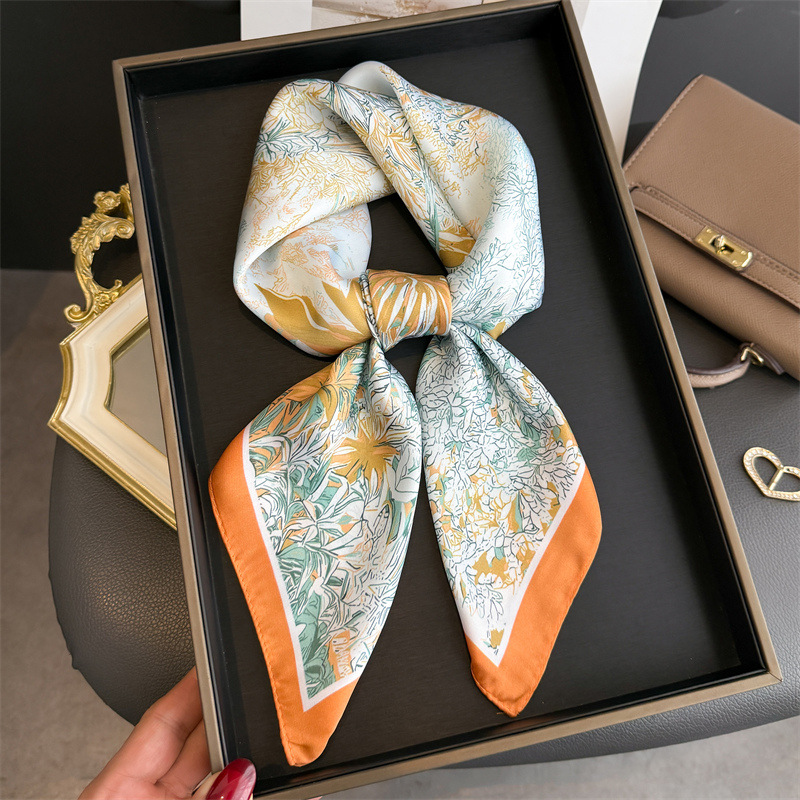 高級デザインプリントスカーフ女性のためのシルクスカーフバンダ - Luxury Bags In China のレビューと価格