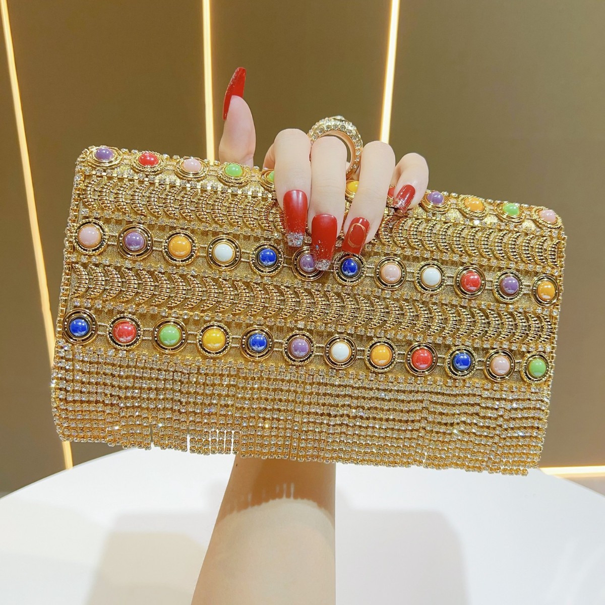 高級ラインストーンタッセルゴールドシルバーイブニングバッグ女 - Luxury Bags Europe のレビューと価格