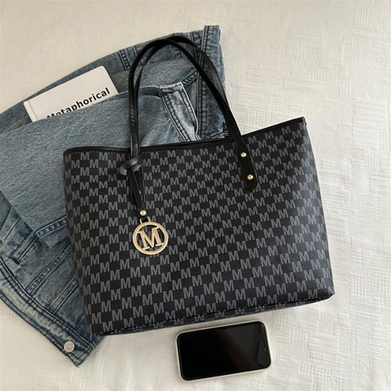 スタイリッシュなトートバッグ、ヴィンテージハンドバッグ、女性 - Luxury Bags Vip のレビューと価格