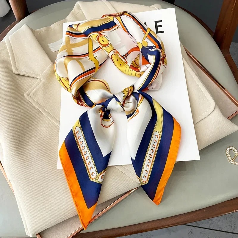 高級デザインスキニーシルクスクエアスカーフ女性チェーンプリン - Luxury Bags In China のレビューと価格
