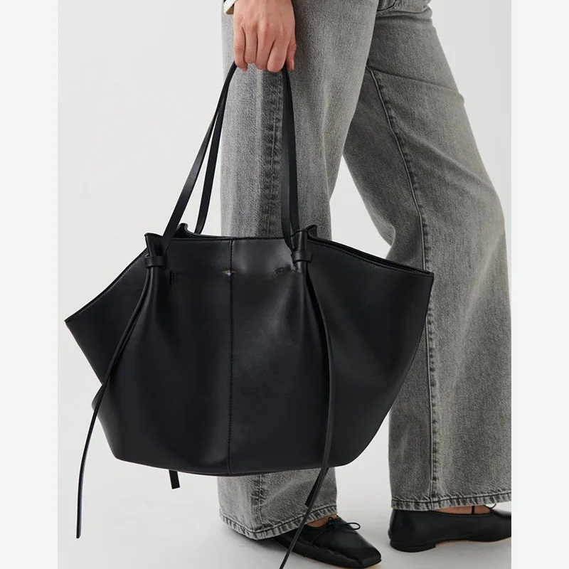 2026 女性の夏の大容量通勤トートバッグ女性の韓国のファッ - Luxury Bags Korea のレビューと価格